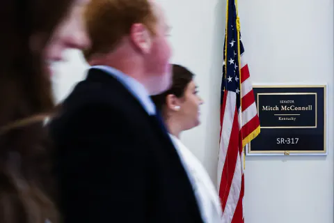 ABD Senatörü Mitch McConnell 3 aydır kamuya çıkmıyor, sağlık endişeleri gündemde