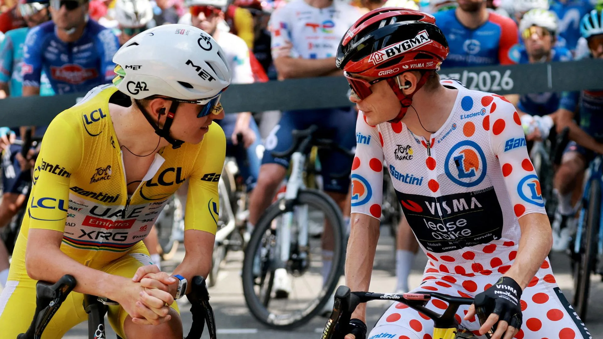 Tour de France'de Gece Yarısı Doping Kontrolü: Pogacar ve Vingegaard Uyandırıldı Tour de France'de Gece Yarısı Doping Kontrolü: Pogacar ve Vingegaard Uyandırıldı
