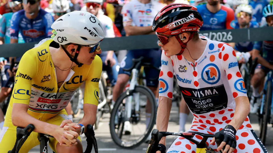 Tour de France'de Gece Yarısı Doping Kontrolü: Pogacar ve Vingegaard Uyandırıldı görseli