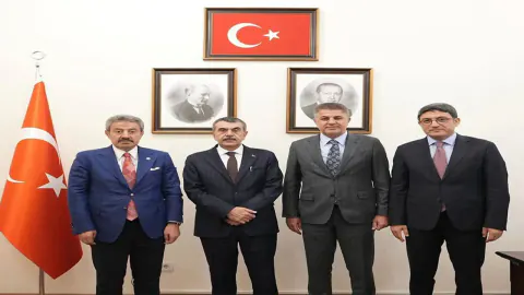 Şırnak'ta 36 Okul Doğalgaza Kavuşuyor: Bakan Tekin ile Kritik Görüşme