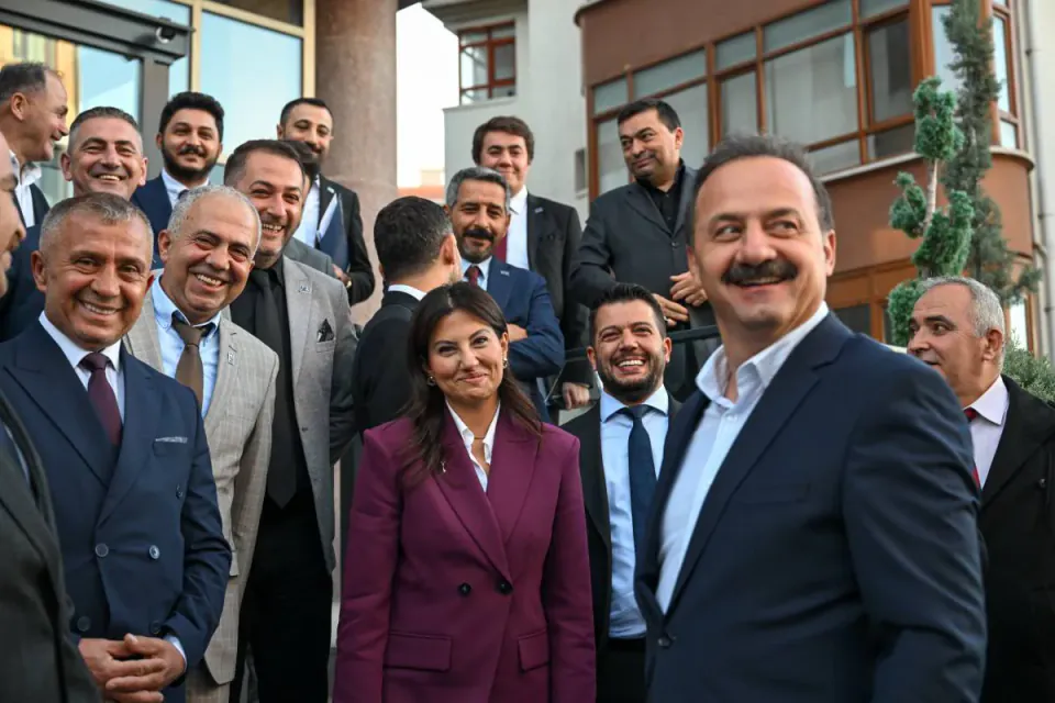 Anahtar Parti teşkilat toplantısında 2028 yol haritası çizildi: "Her sandık başında kadro" hedefi görseli