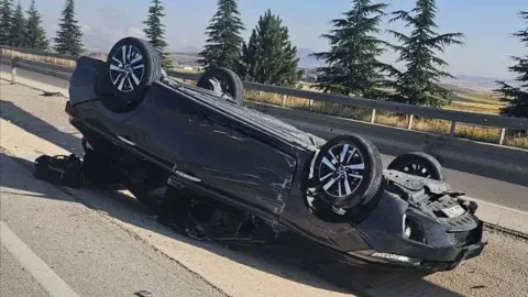 Afyon-Kütahya Yolunda Feci Kaza: 5'i Çocuk 8 Yaralı
