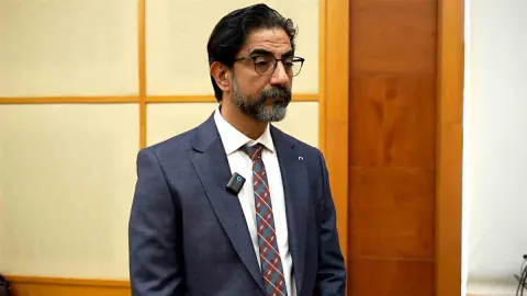Sosyal Medya Akımları Çocuklarda Beden Algısını Bozuyor: Prof. Dr. Ertuğrul Kıykım Uyardı