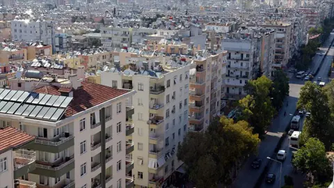 Apartman ve Site Otoparklarında Duba Dönemi Kapanıyor: Ortak Alan İşgali Sayılacak