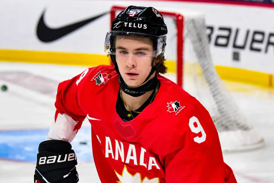 NHL 2026 Draftı Buffalo'da Sürüyor: Toronto Maple Leafs ve Gavin McKenna Heyecanı görseli