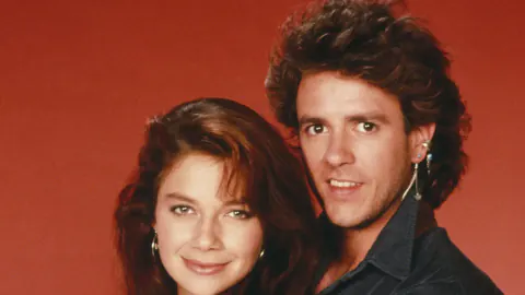 Scott Valentine: Family Ties'in Nick Moore 40 yıl sonra nadir görüntüde tanınmaz oldu