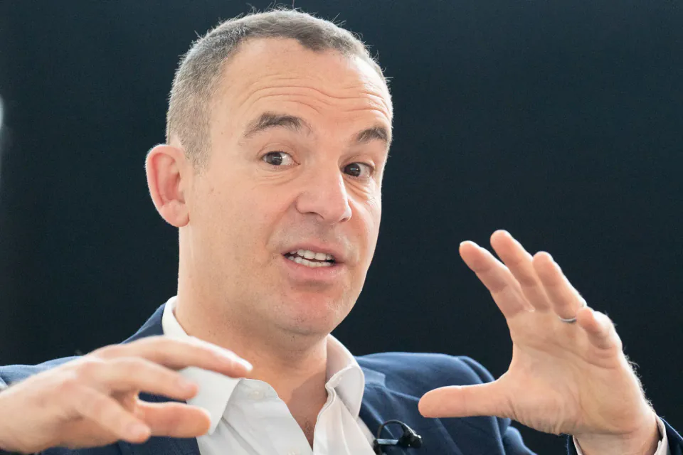 Birleşik Krallık'ta Lifetime ISA Tartışması: Martin Lewis'ten Uyarılar görseli