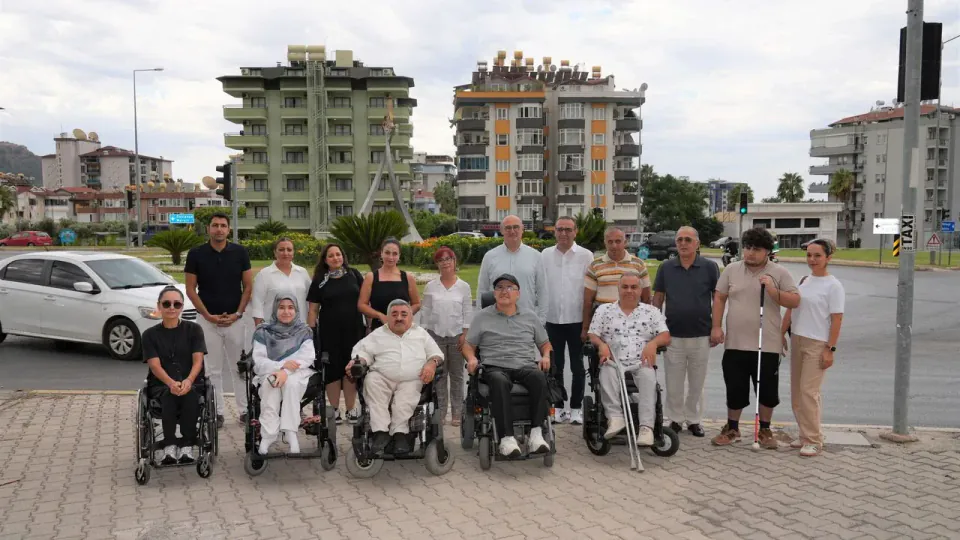 Alanya’da 310 noktada engel kaldırıldı: Yaya yolları artık erişilebilir görseli