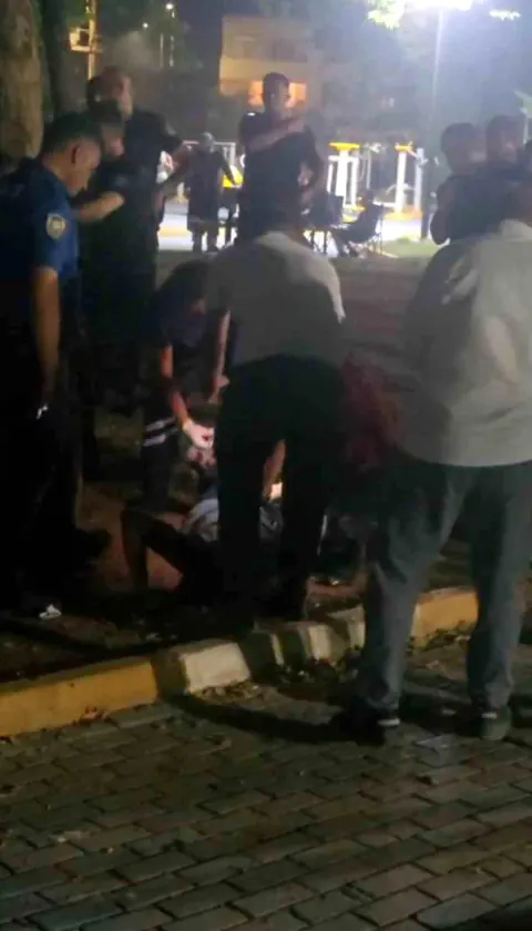 Şanlıurfa Karaköprü'de mesire alanında taşlı sopalı kavga: 3 yaralı