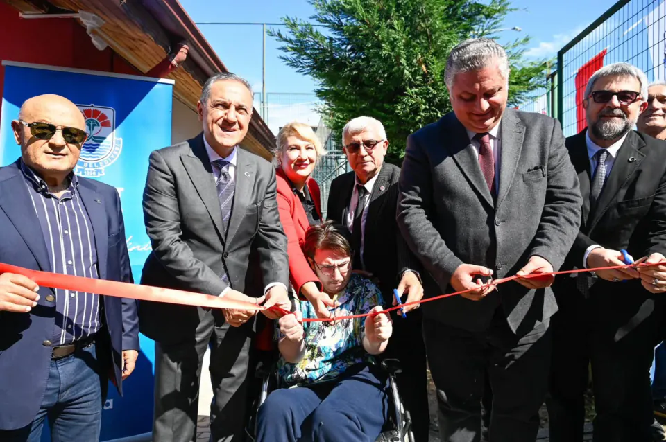 Yalova’da Çınarlı ve Akdeniz Aile Sağlığı Merkezleri Hizmete Açıldı görseli