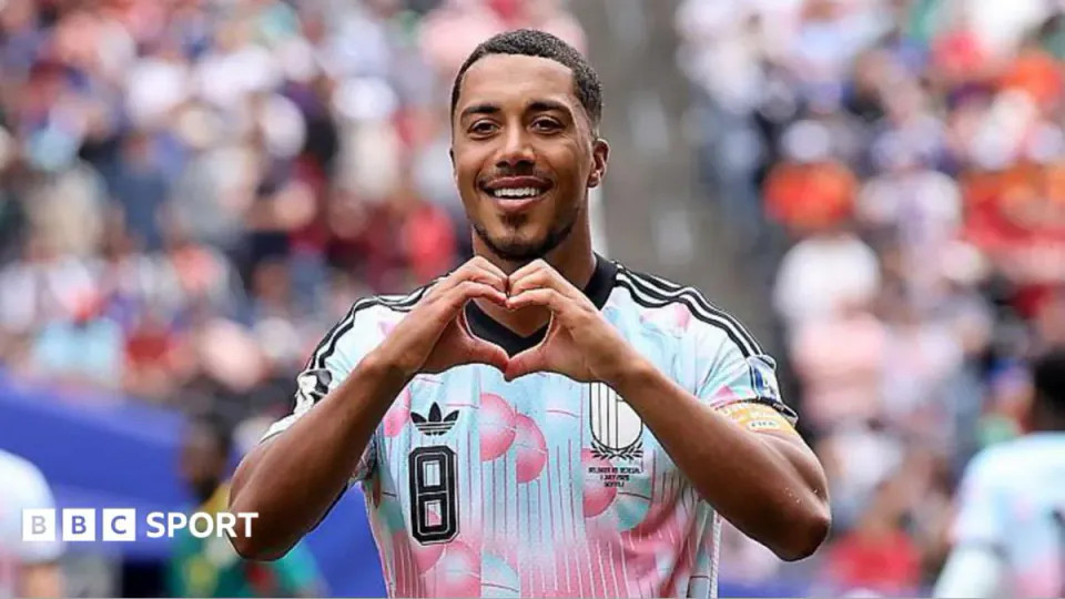 Manchester United'den Orta Sahaya Güçlendirme: Youri Tielemans İmzayı Attı görseli