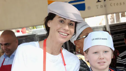 Minnie Driver'ın oğlu Henry 18 yaşında: Nadir fotoğraflarda annesinin kıvırcık saçları dikkat çekti