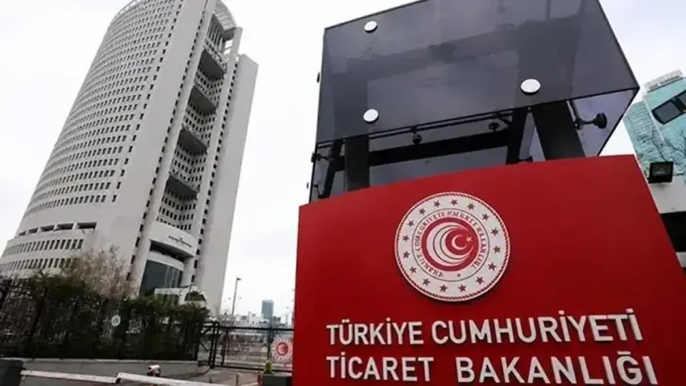 Türk Ekonomileri 2025 Raporu: Yeşil Geçişte Kritik Madenler ve 500 Milyar Dolar Hedefi Öne Çıktı görseli