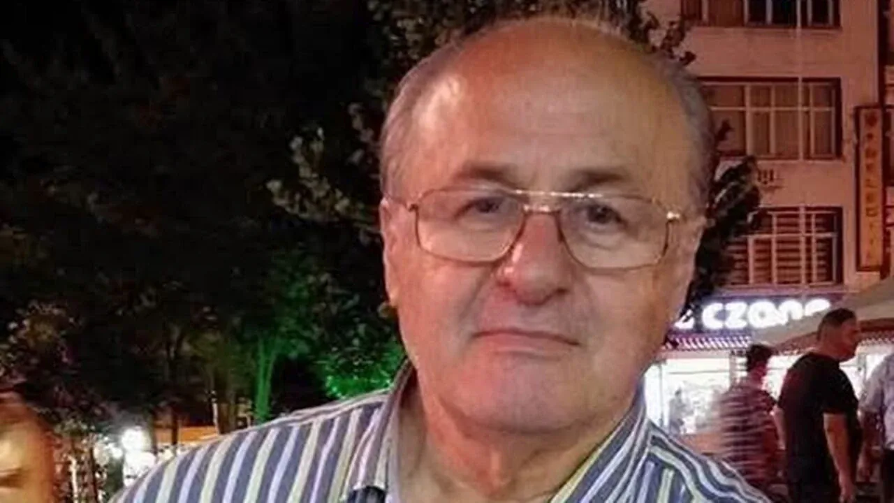 Kastamonu Abana'da Yas: Eski Belediye Başkanı Şevket Yazkan'ın Kardeşi Vefat Etti Kastamonu Abana'da Yas: Eski Belediye Başkanı Şevket Yazkan'ın Kardeşi Vefat Etti