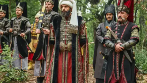Mehmed: Fetihler Sultanı kadrosundan Ali Düşenkalkar ayrılıyor: 92. bölüm veda olacak