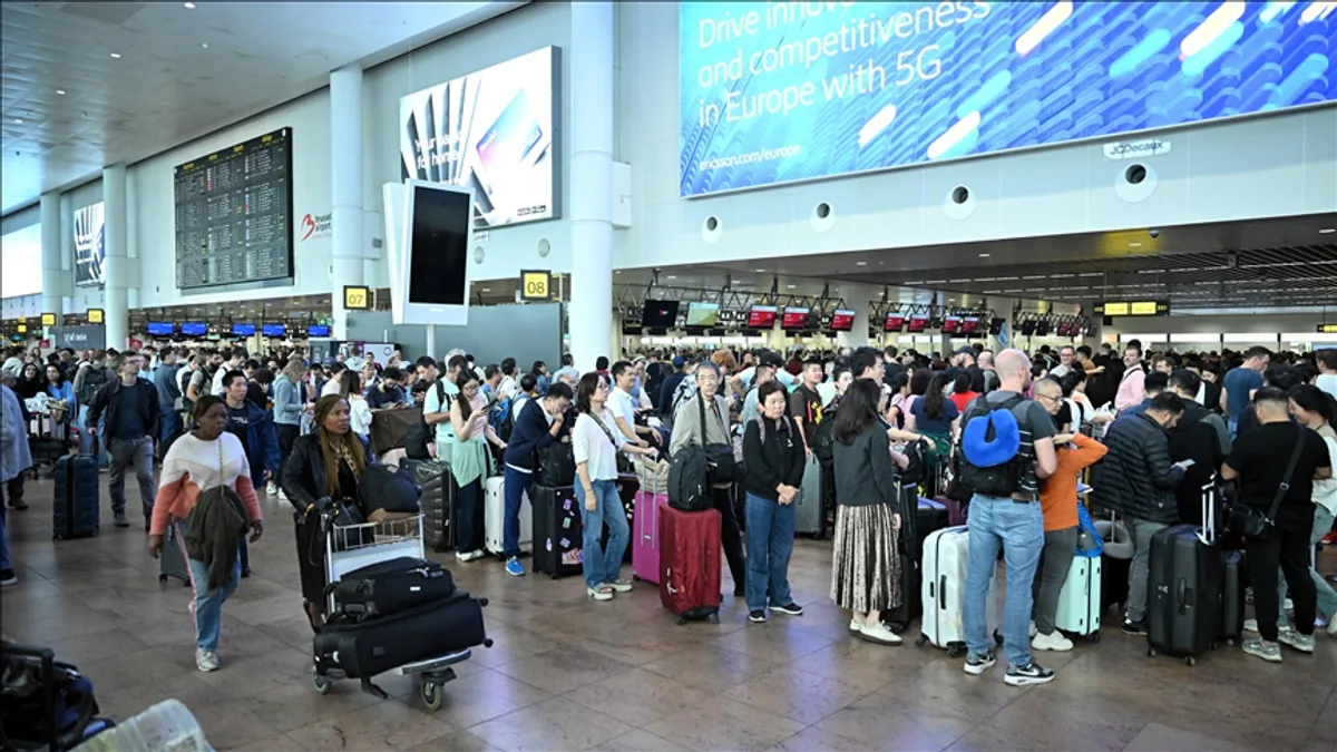 Avrupa Havalimanlarında Siber Saldırı: Yolculara Check-In Uyarısı Avrupa Havalimanlarında Siber Saldırı: Yolculara Check-In Uyarısı