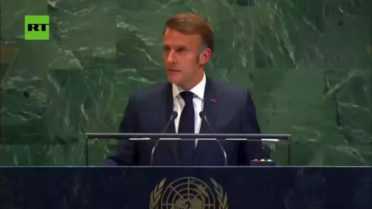 Fransa Cumhurbaşkanı Macron'un Filistin Devleti'ni Tanıma Açıklamasına Devlet Başkanlarından Ayakta Alkış Fransa Cumhurbaşkanı Macron'un Filistin Devleti'ni Tanıma Açıklamasına Devlet Başkanlarından Ayakta Alkış