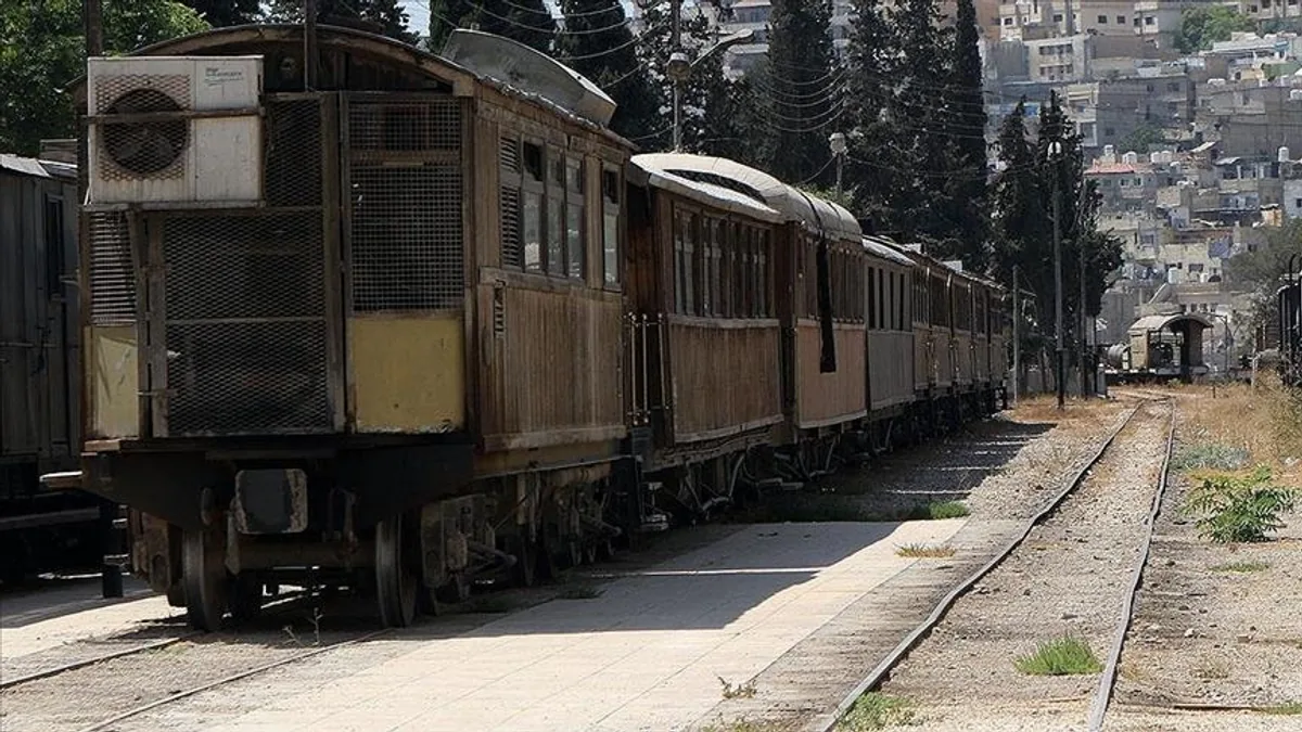 Hicaz Demiryolu Hattı Yeniden Canlanıyor: Türkiye, Suriye ve Ürdün İşbirliği Hicaz Demiryolu Hattı Yeniden Canlanıyor: Türkiye, Suriye ve Ürdün İşbirliği