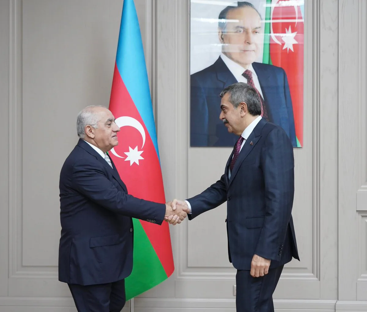 Milli Eğitim Bakanı Tekin, Azerbaycan Başbakanı Asadov ile Görüştü Milli Eğitim Bakanı Tekin, Azerbaycan Başbakanı Asadov ile Görüştü