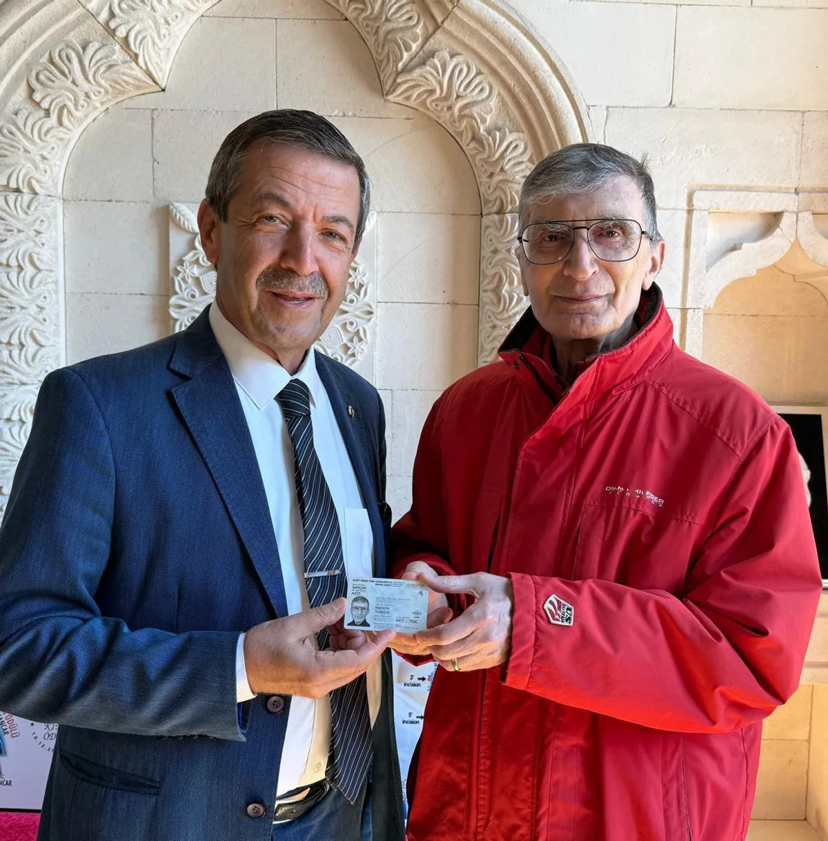 KKTC, Nobel Ödüllü Aziz Sancar'ı Vatandaşlığa Kabul Etti KKTC, Nobel Ödüllü Aziz Sancar'ı Vatandaşlığa Kabul Etti