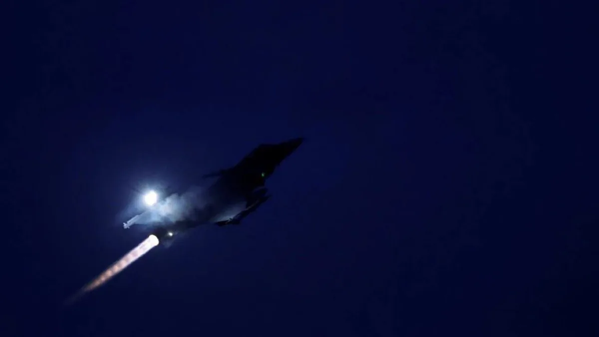 Rus Savaş Uçakları Baltık Denizi'nde Alman Fırkateynine Tehlikeli Yakın Uçuş Gerçekleştirdi Rus Savaş Uçakları Baltık Denizi'nde Alman Fırkateynine Tehlikeli Yakın Uçuş Gerçekleştirdi