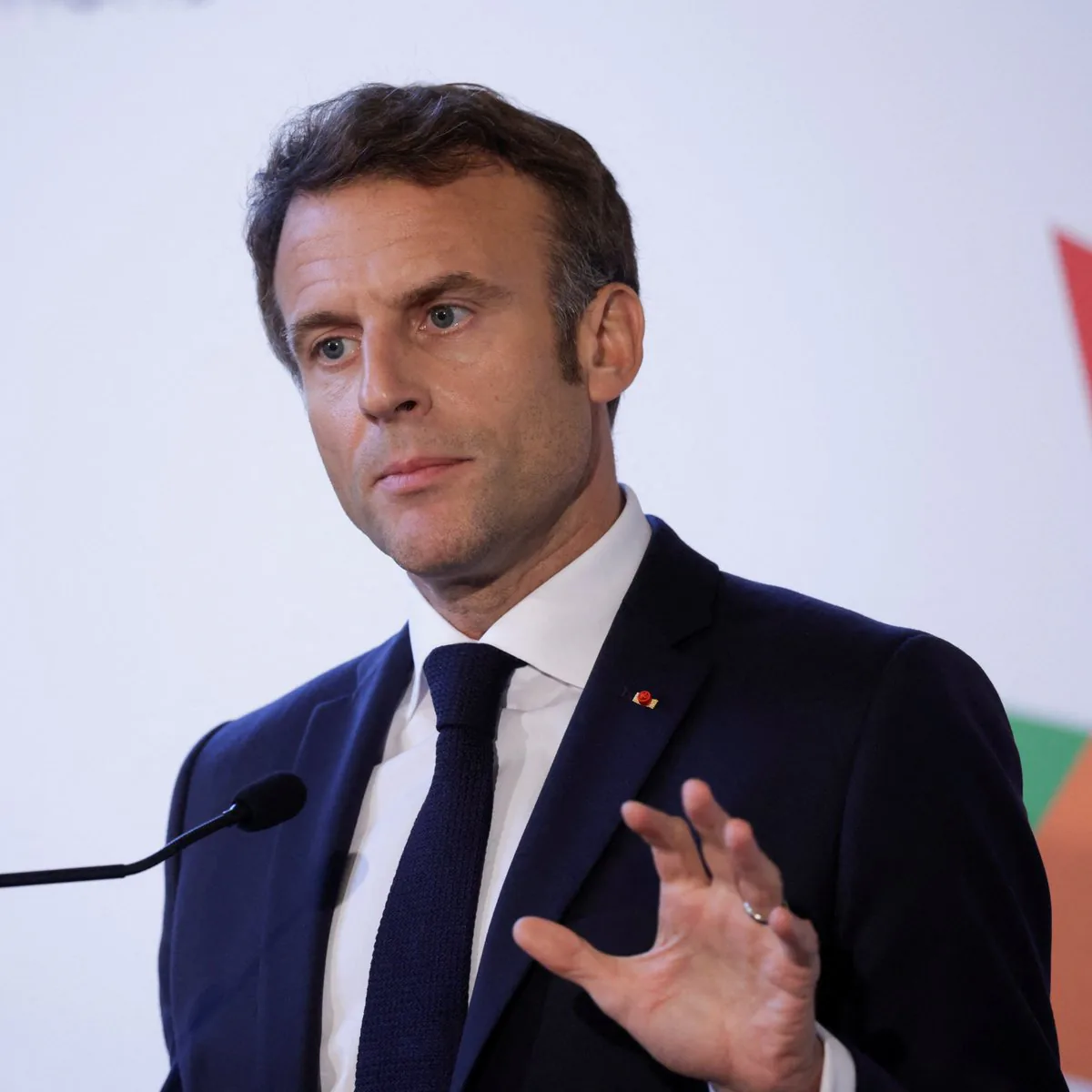 Macron, Suriye ve İsrail Arasında İstikrar Anlaşması Bekliyor Macron, Suriye ve İsrail Arasında İstikrar Anlaşması Bekliyor