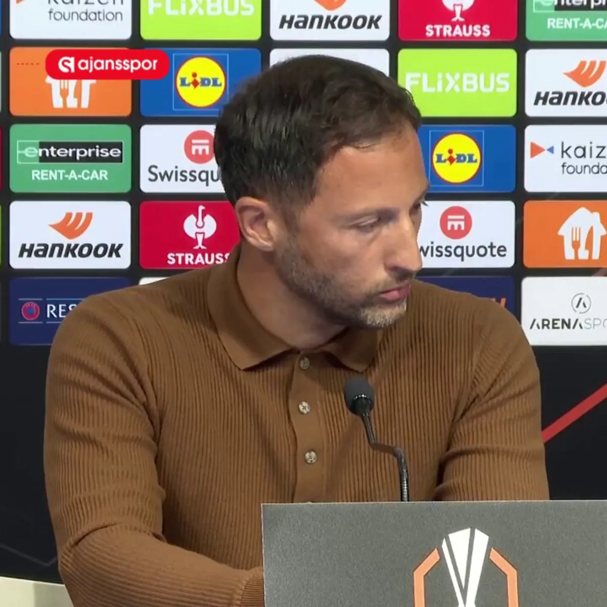 İtalyan Futbolunun Yükselişi: Domenico Tedesco’nun Başarıları İtalyan Futbolunun Yükselişi: Domenico Tedesco’nun Başarıları