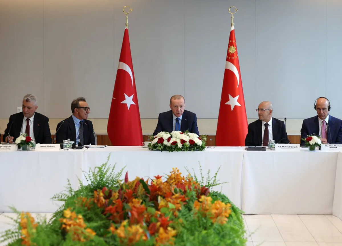 Cumhurbaşkanı Erdoğan, New York'ta Türkiye-ABD İş Konseyi ile Bir Araya Geldi Cumhurbaşkanı Erdoğan, New York'ta Türkiye-ABD İş Konseyi ile Bir Araya Geldi