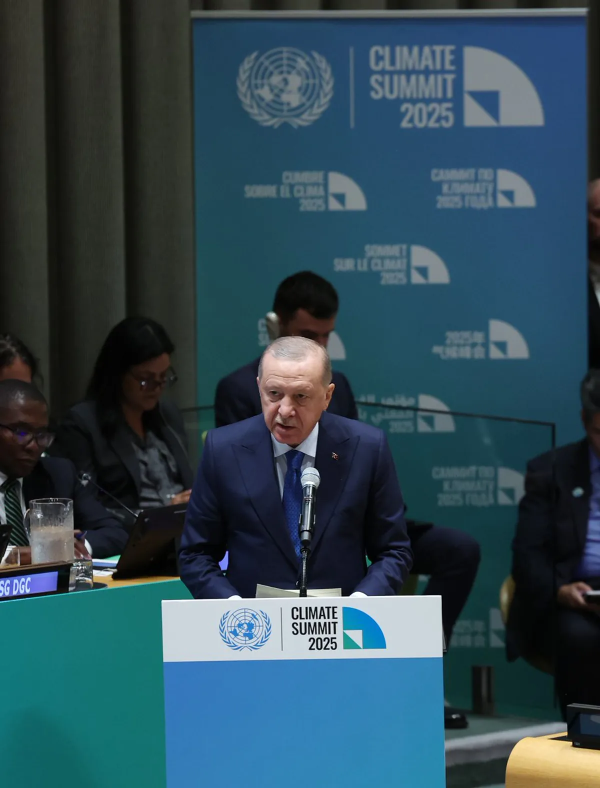Erdoğan, İklim Zirvesi'nde Sıfır Atık ve Yenilenebilir Enerjiye Vurgu Yaptı Erdoğan, İklim Zirvesi'nde Sıfır Atık ve Yenilenebilir Enerjiye Vurgu Yaptı