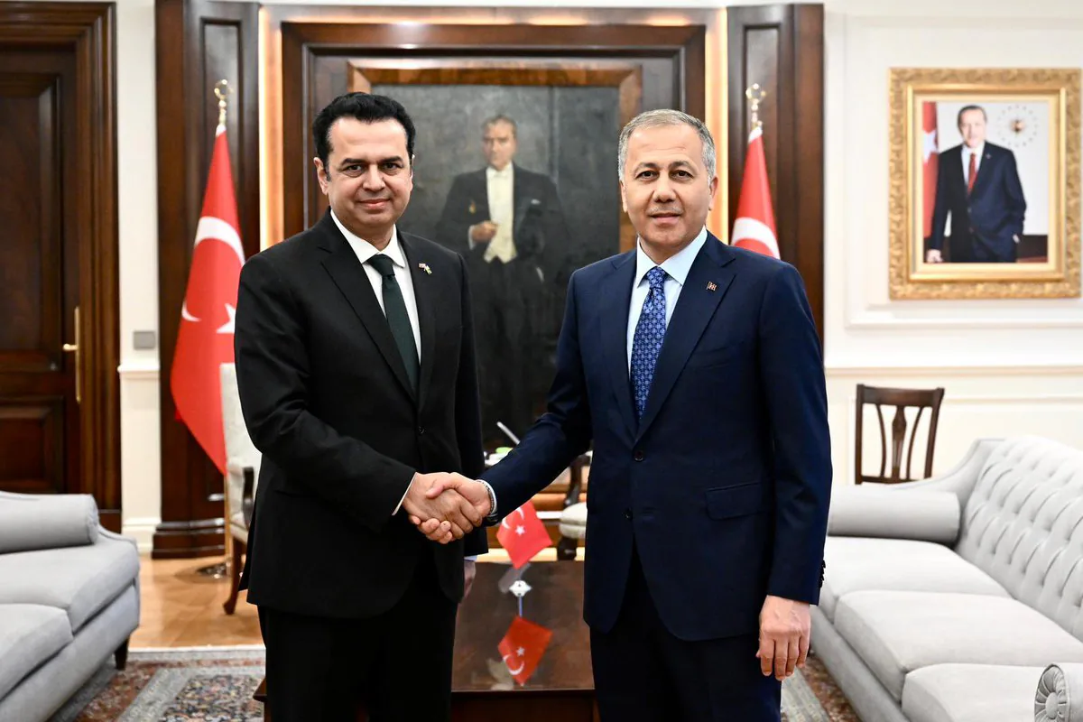 Türkiye ve Pakistan İçişleri Bakanları İş Birliği Görüşmesi Yaptı Türkiye ve Pakistan İçişleri Bakanları İş Birliği Görüşmesi Yaptı
