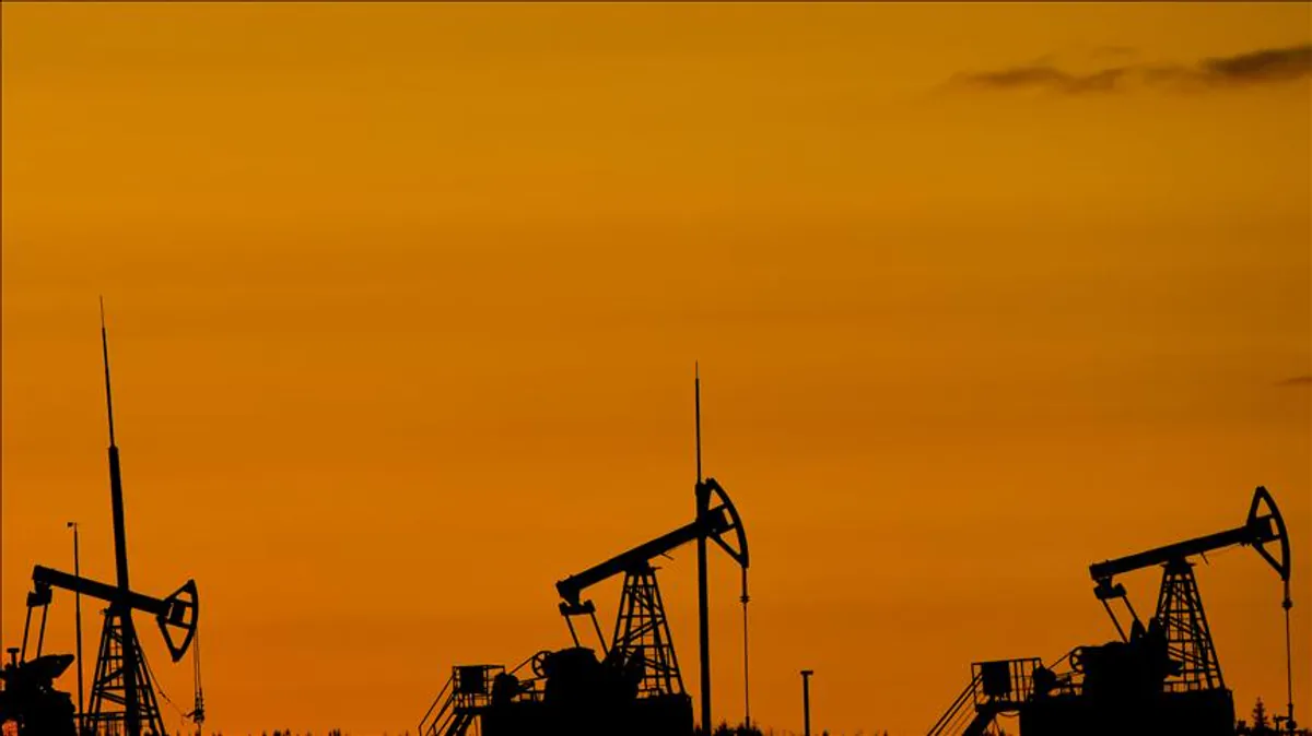 Brent Petrol Fiyatları 67 Doları Gördü: Powell'ın Söylemleri Etki Etti Brent Petrol Fiyatları 67 Doları Gördü: Powell'ın Söylemleri Etki Etti