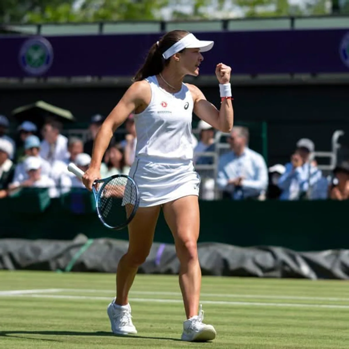 Zeynep Sönmez, Tenis Tarihine Adını Yazdırdı: İlk "Bagel" Yapan Türk Oyuncu Zeynep Sönmez, Tenis Tarihine Adını Yazdırdı: İlk "Bagel" Yapan Türk Oyuncu