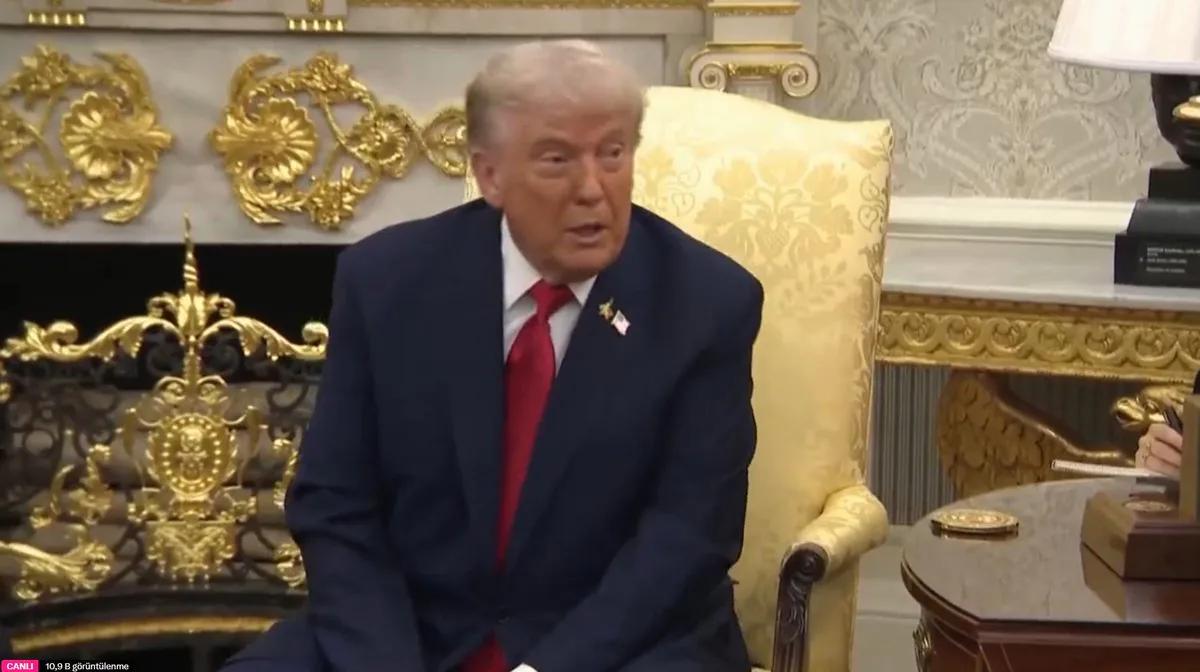 Trump, Erdoğan ile Görüşmede F-35 Rozeti Taktı Trump, Erdoğan ile Görüşmede F-35 Rozeti Taktı