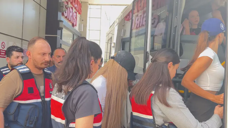 Ünlülerin uyuşturucu testi sonuçları belli oldu: Kimlerin testi pozitif çıktı? görseli