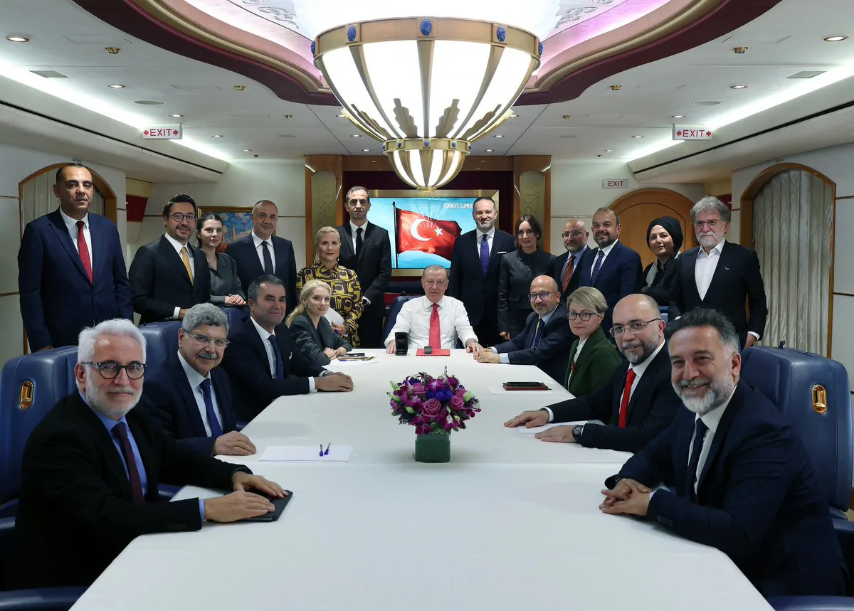 Cumhurbaşkanı Erdoğan, ABD Ziyareti Dönüşünde Basına Açıklama Yaptı Cumhurbaşkanı Erdoğan, ABD Ziyareti Dönüşünde Basına Açıklama Yaptı