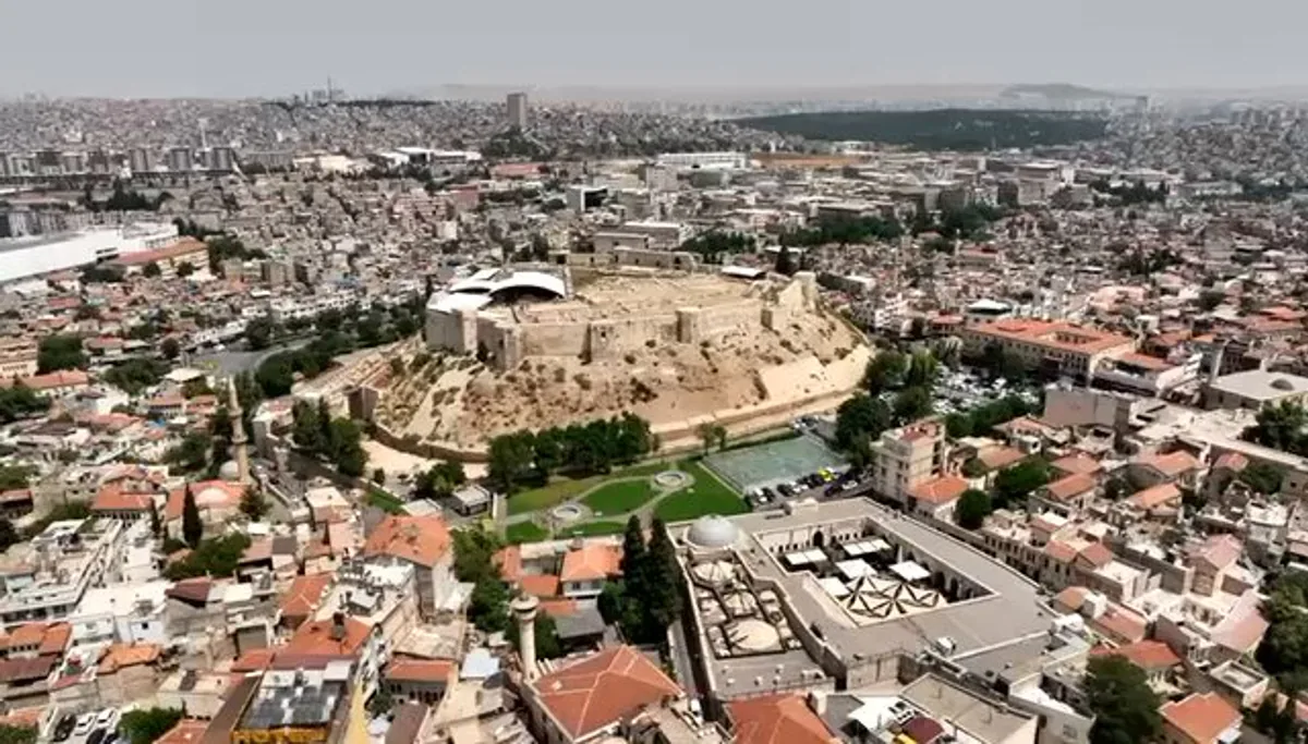 Milli Eğitim Bakanlığı Gaziantep ve Adıyaman'da Eğitim Yatırımlarını İnceledi Milli Eğitim Bakanlığı Gaziantep ve Adıyaman'da Eğitim Yatırımlarını İnceledi