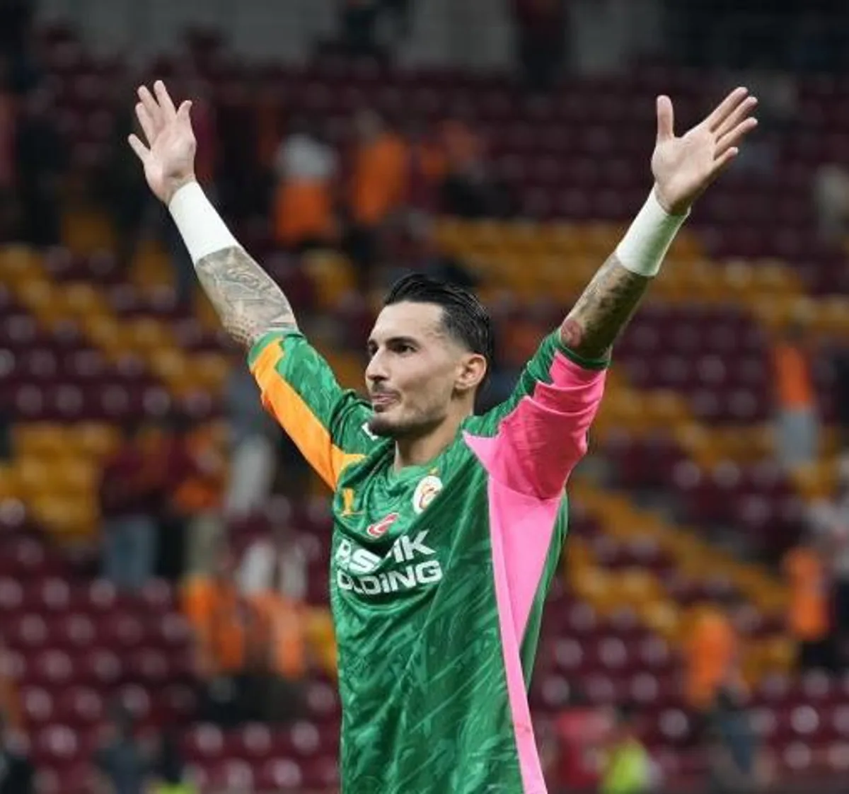 Uğurcan Çakır, Trabzonspor'a Kariyerinde Unutulmaz Bir Akşam Yaşattı Uğurcan Çakır, Trabzonspor'a Kariyerinde Unutulmaz Bir Akşam Yaşattı