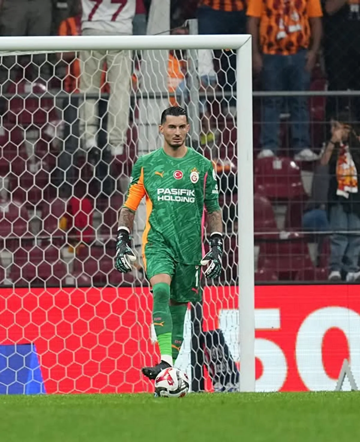 Uğurcan Çakır, Galatasaray'da Muslera'nın Yerini Aldı: Şampiyonluk Moduna Girdi Uğurcan Çakır, Galatasaray'da Muslera'nın Yerini Aldı: Şampiyonluk Moduna Girdi