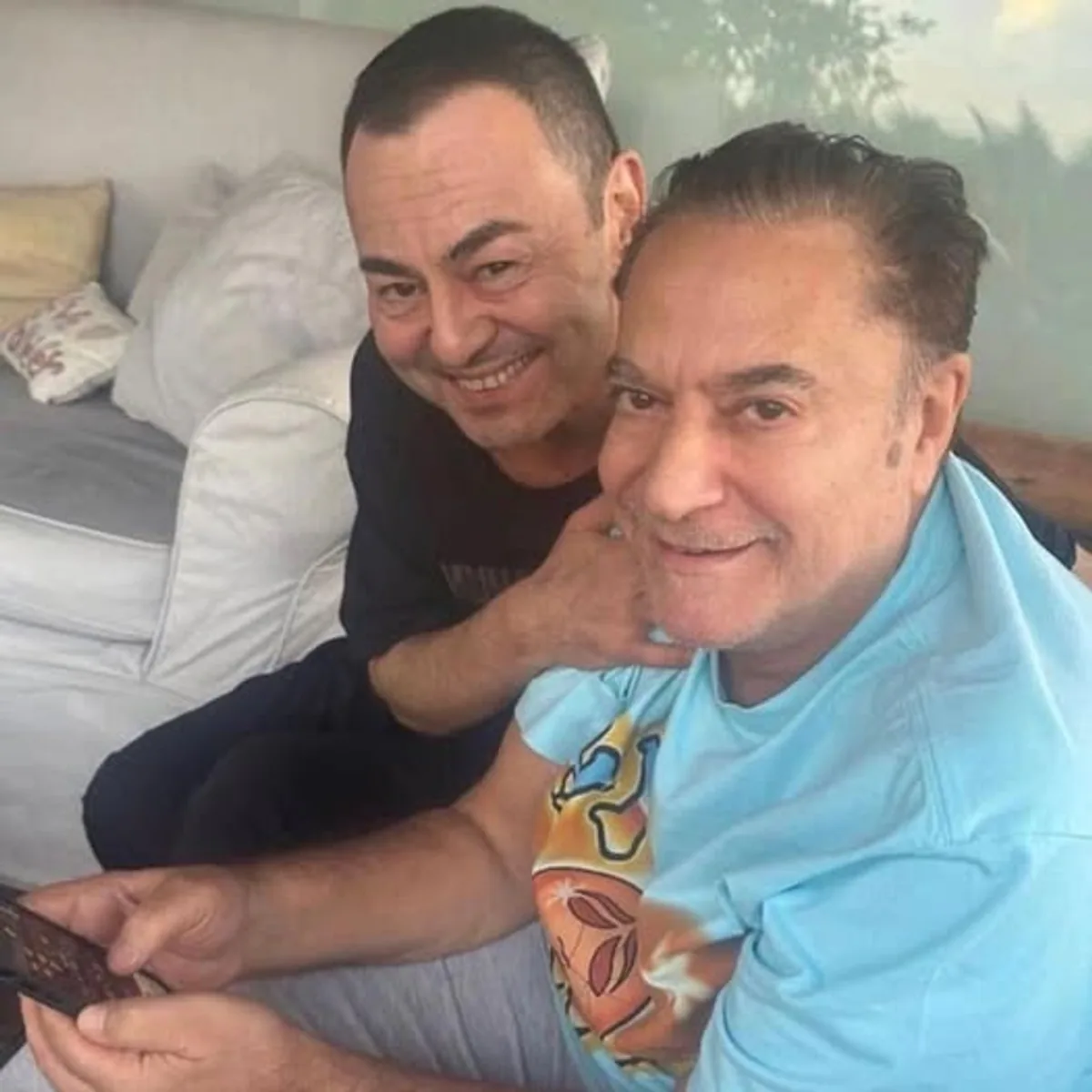 Serdar Ortaç, Mehmet Ali Erbil ile Kırgınlık Yok İfade Ediyor Serdar Ortaç, Mehmet Ali Erbil ile Kırgınlık Yok İfade Ediyor