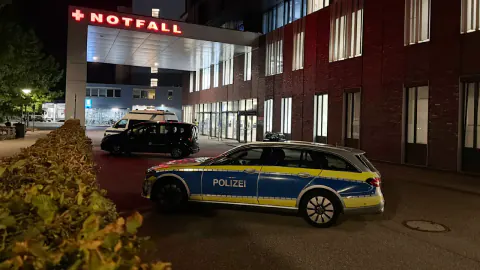 Hamburg'da Çifte Katliam: 2 Ölü, 1 Yaralı... Polis Kaçan SUV ve Hollanda Bağlantısını Araştırıyor