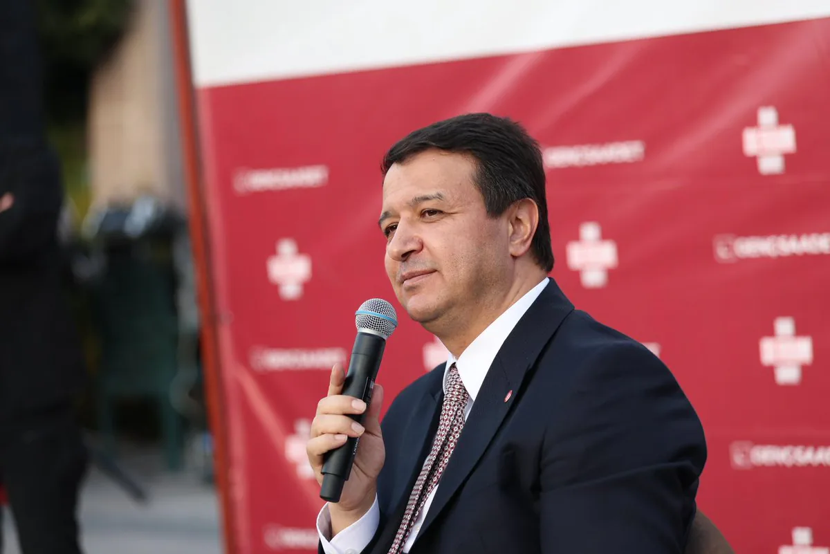 Saadet Partisi Genel Başkanı Mahmut Arıkan Erzurum'da Gençlerle Buluştu Saadet Partisi Genel Başkanı Mahmut Arıkan Erzurum'da Gençlerle Buluştu