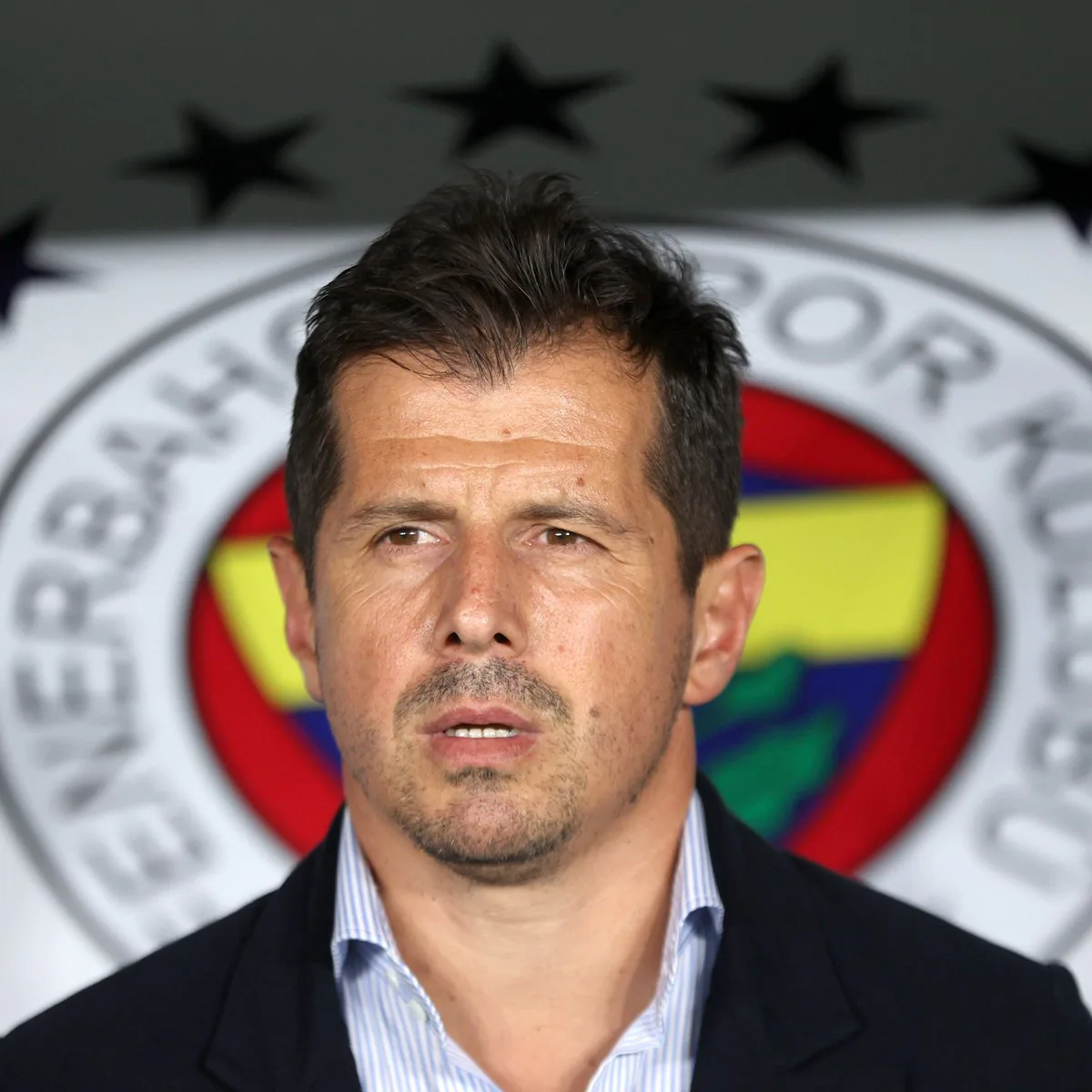 Emre Belözoğlu'ndan Fenerbahçe Açıklaması: "Adımın Geçmesi Doğaldır" Emre Belözoğlu'ndan Fenerbahçe Açıklaması: "Adımın Geçmesi Doğaldır"