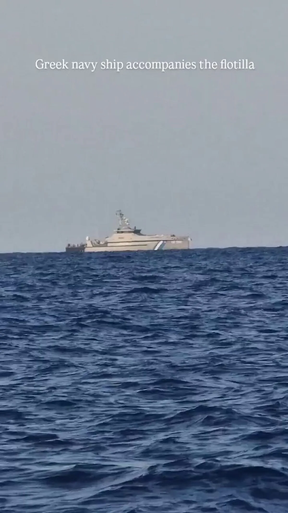 Yunanistan Donanmasına Ait Gemi, Küresel Sumud Filosu Yakınlarında Görüldü Yunanistan Donanmasına Ait Gemi, Küresel Sumud Filosu Yakınlarında Görüldü