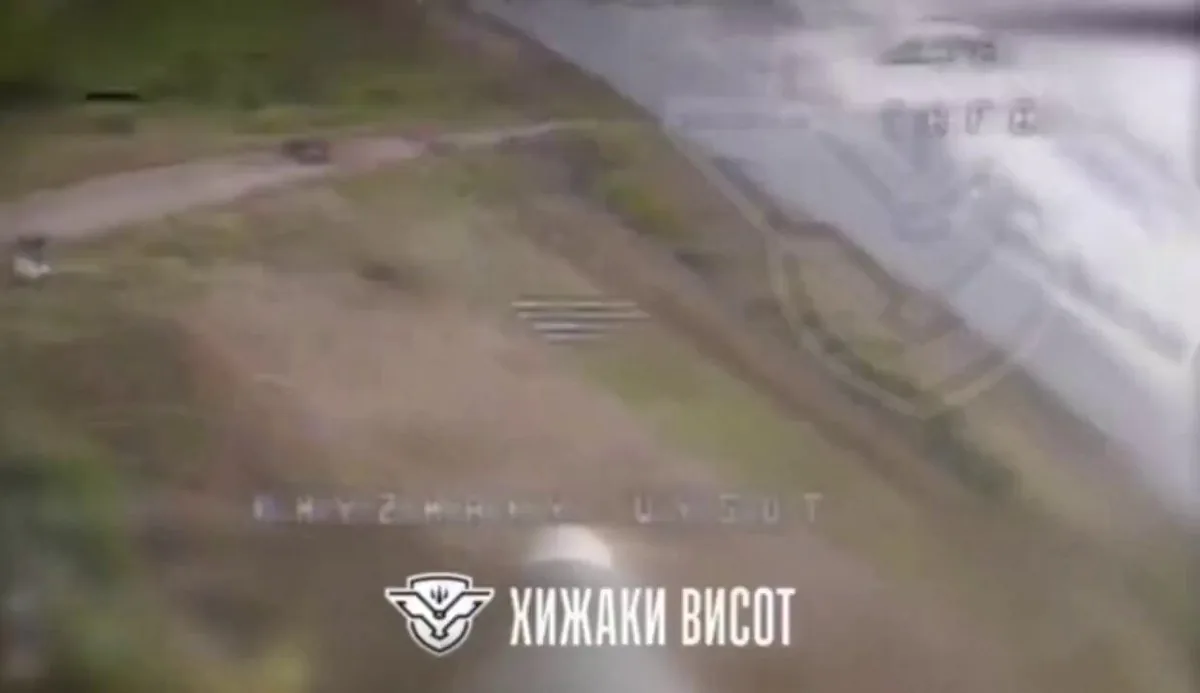 Ukrayna Ordusu, FPV Drone ile Rus Mi-8 Helikopterini Düşürdü Ukrayna Ordusu, FPV Drone ile Rus Mi-8 Helikopterini Düşürdü