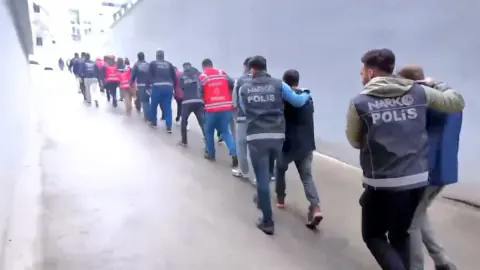 69 İlde Narkotik Operasyonu: Binlerce Hap ve Tonlarca Uyuşturucu Ele Geçirildi