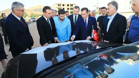 Güroymak'ta 24 Derslikli Yeni Ortaokul İnşaatı Tam Gaz