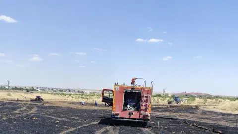 Mardin Kızıltepe'de buğday tarlasında yangın: 40 dönüm alan kül oldu
