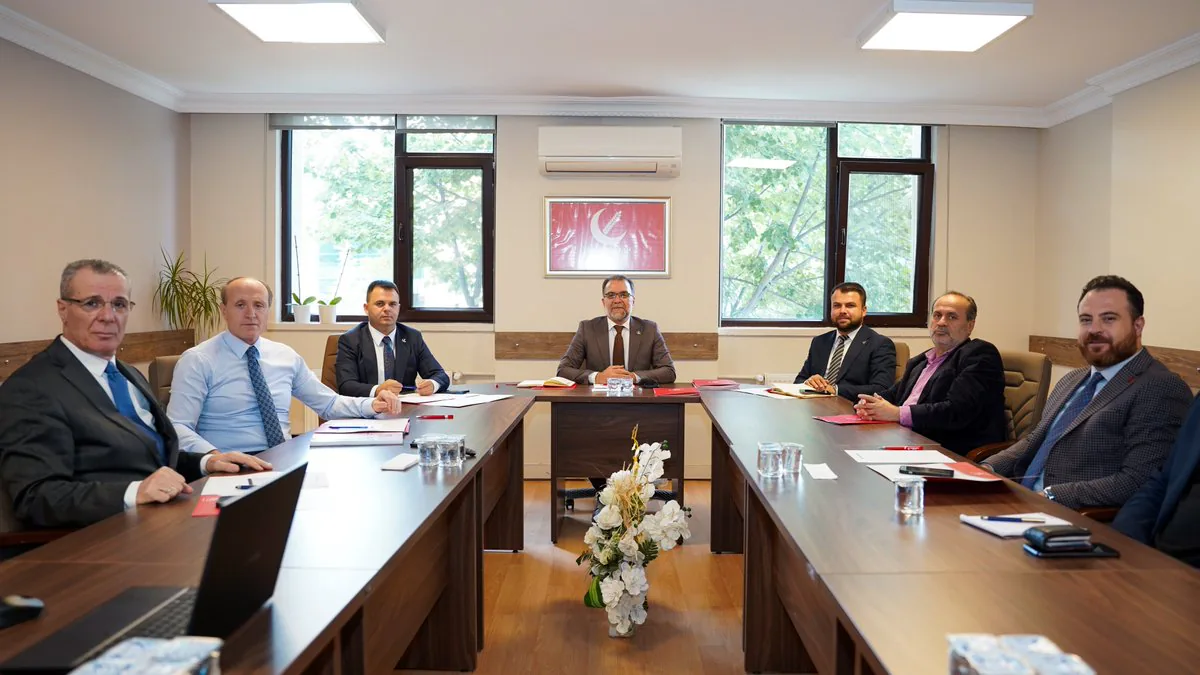 Yeniden Refah Partisi, Büyük Kongre Öncesi Komisyon Toplantısını Gerçekleştirdi Yeniden Refah Partisi, Büyük Kongre Öncesi Komisyon Toplantısını Gerçekleştirdi