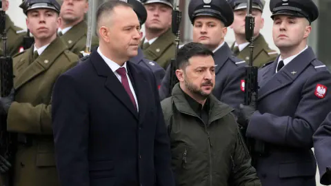 Polonya'dan Ukrayna'ya Şok Karar: Selenskyj'in En Yüksek Nişanı Geri Alındı