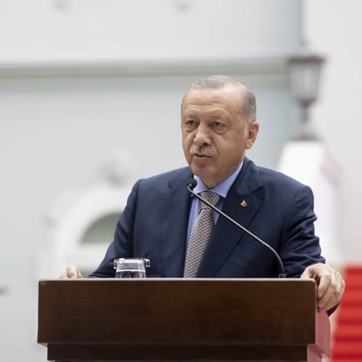 Cumhurbaşkanı Erdoğan: "Önceliğimiz Hayat Pahalılığı Sorununu Kalıcı Olarak Çözmek" Cumhurbaşkanı Erdoğan: "Önceliğimiz Hayat Pahalılığı Sorununu Kalıcı Olarak Çözmek"